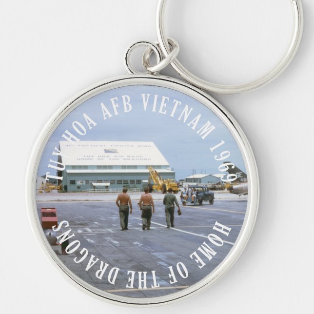 Tuy Hoa AFB Vietnam Keychain Rund Silverfärgad Nyckelring (Framsidan)