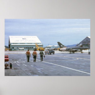 Tuy Hoa flygbasVietnam 1969 affisch