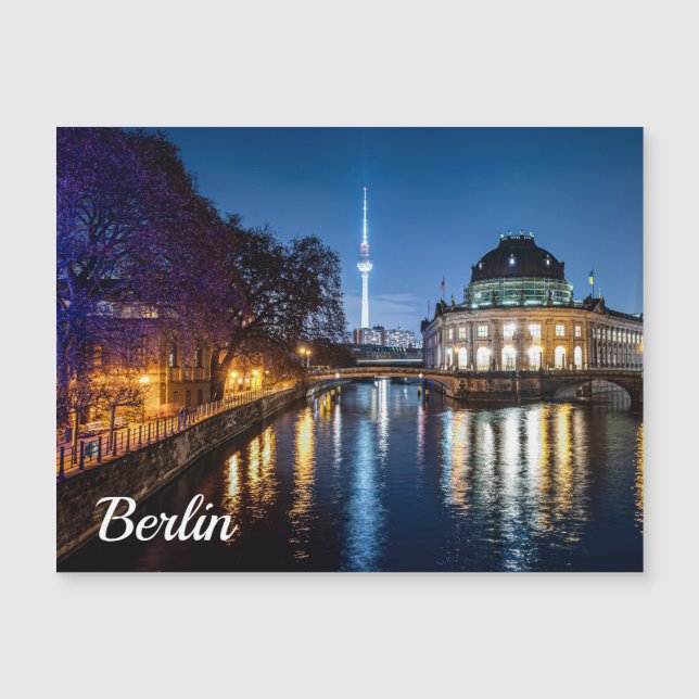 TV torn och museum i Berlin, Tyskland (Framsida)