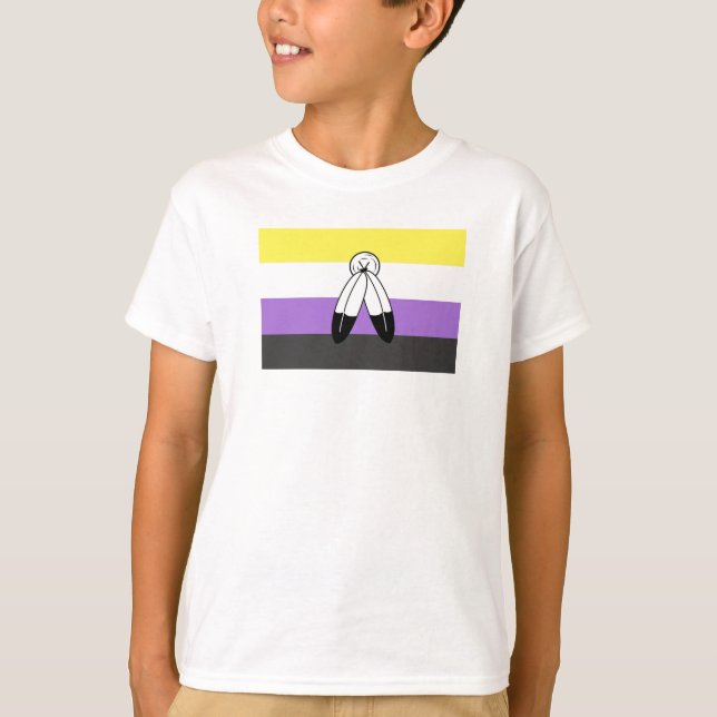 Två-Ande Icke-binär Prideflagga T Shirt (Framsida)