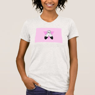 Två-Ande Rosa Triangel Flagga T Shirt