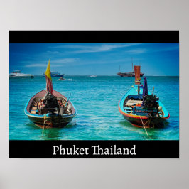 Två båtar på stranden i Phuket Thailand Poster