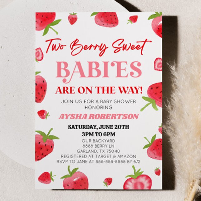 Två berry Sweet Spädbarn Strawberry Twin Baby Show Inbjudningar (Skapare uppladdad)