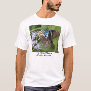 Två-Bommad för blinkerfjäril T-shirt