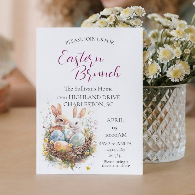 två Bunnies i basket med äggen Påsk Brunch Inbjudningar (Skapare uppladdad)