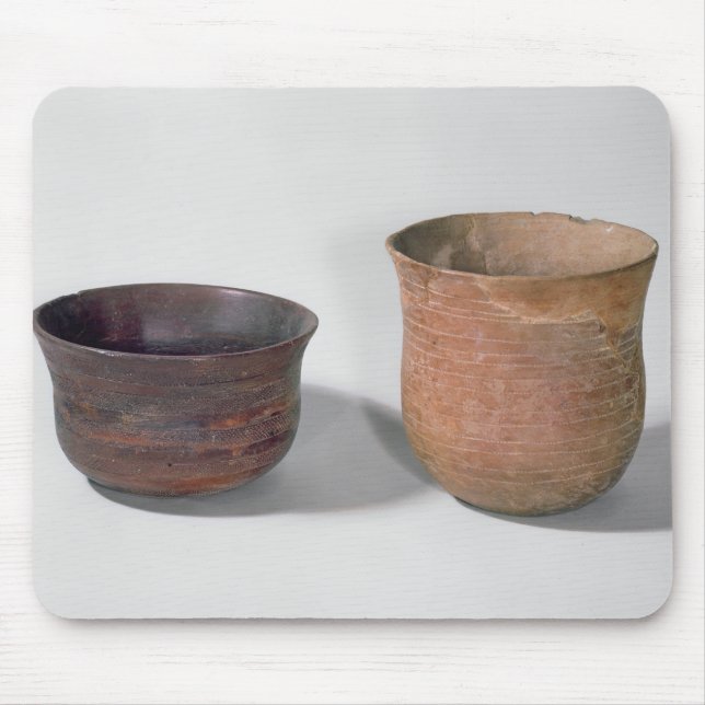 Två campaniform vaser musmatta (Framsidan)