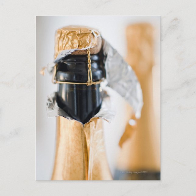 Två champagne flaskor vykort (Framsida)