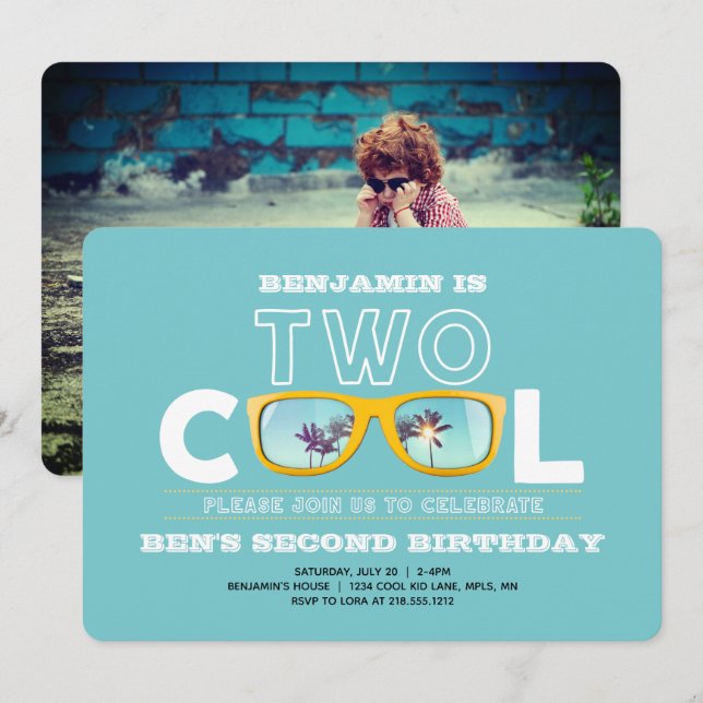 Två Coolors fotoinbjudan på födelsedagen Inbjudningar (Fram/baksida)