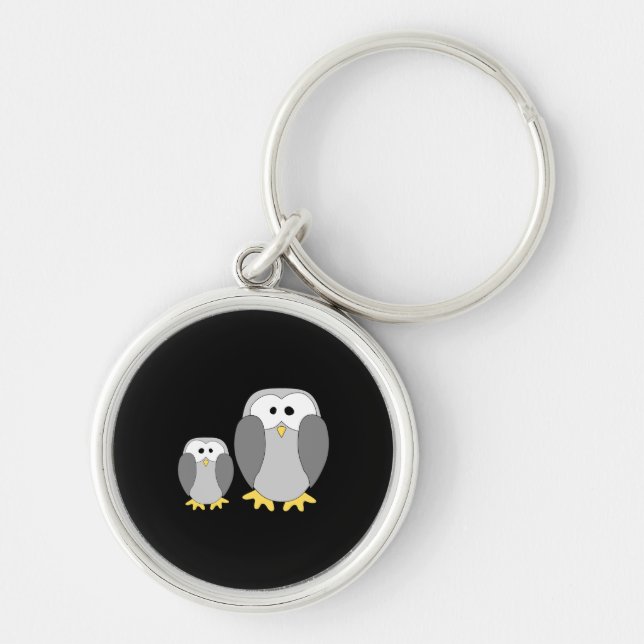 Två Cute Penguins. Tecknad. Rund Silverfärgad Nyckelring (Framsidan)