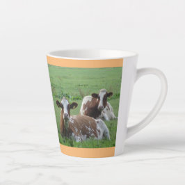 Två Cute White-Brown Cows Cust. Orange Latte Mugg
