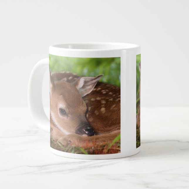 Två dagar gammal, vit-skräddare baby, Kentucky. Jumbo Mugg (Framsida vänster)