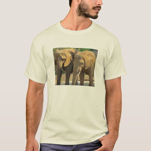 Två elefanter t shirt (Framsida)