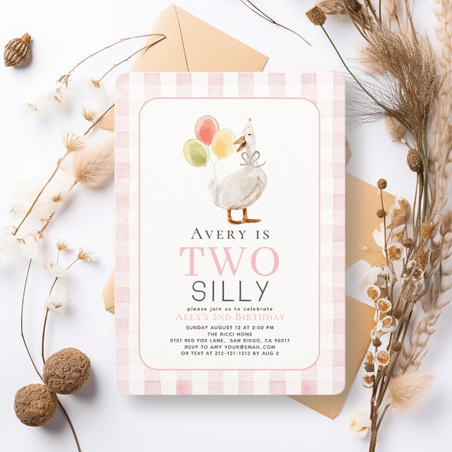 Två Fånig Goose Rosa Gingham Girl 2 Birthday Inbjudningar (Skapare uppladdad)