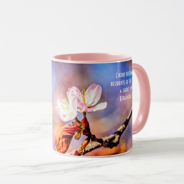 Två Fantastisk Sakura Flowers. Rosa, blå bakgrund Mugg (Framsida höger)