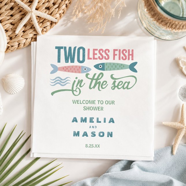 Två Färre Fiskar i Havet Par Bröllopsdusch Pappersservett (Two Less Fish in the Sea Couples Bridal Shower Napkins)