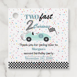 Två Fast 2Nyfikna blåsportbilar andra födelsedagen Gåvor Etiketter