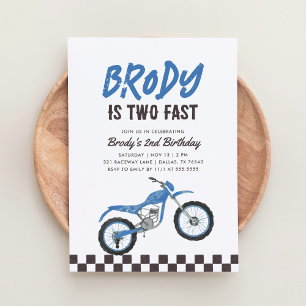 Två Fast Blue Dirt Bike Boy 2:a födelsedagen Inbjudningar