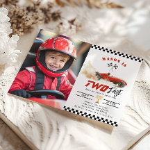Två Fast Red Photo Tävling car Boy 2:a födelsedage