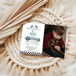 Två Fast Tävling Car Boy 2:a födelsedagen Party Inbjudningar