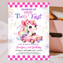 Två Fast Tävling Rosa Car Girl 2:a födelsedagen Pa