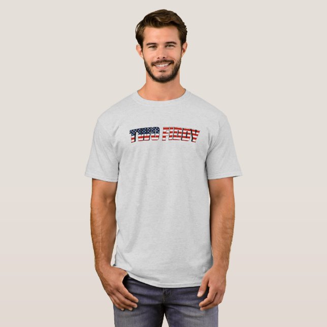 TVÅ FIDDY USA-DESIGN T SHIRT (Hel framsida)