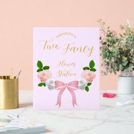 Två Finare Bow-Blommigtar på födelsedagen