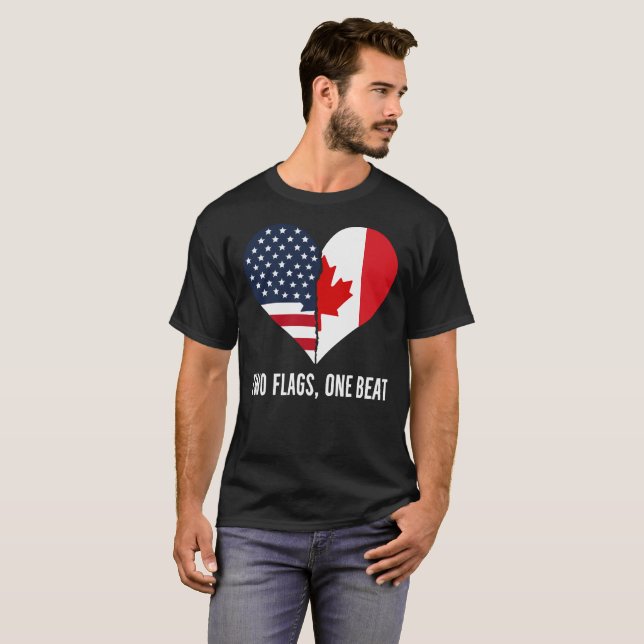 Två flaggor En rytm Kanada🇨🇦  Amerika T Shirt (Hel framsida)