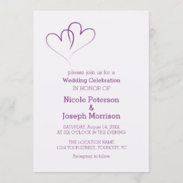 Två flätade samman purpurfärgade hjärtor inbjudningar