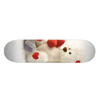 Två fluffiga nallar på vitbakgrund old school skateboard bräda 21,6 cm