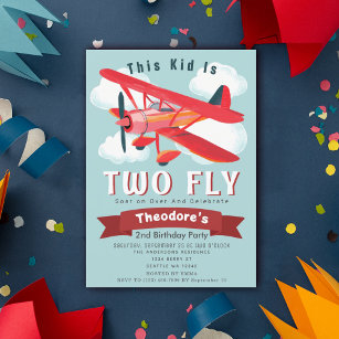 Två flygande barn i Flygplan 2:a födelsedagsinbjud Inbjudningar