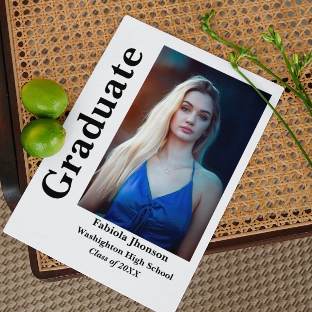 Två foto av examen svart & vitt skript  inbjudningar (Skapare uppladdad)