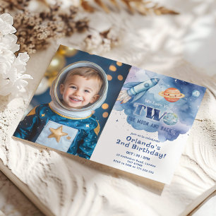 Två foto från Måne och baksidan av rymden 2:a föde Inbjudningar