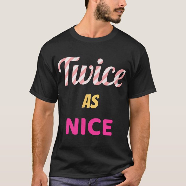 Två gånger som Nice Två gånger Kpop-jul T Shirt (Framsida)