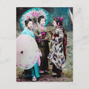 Två Geisha och en Maiko och Parasols Gamla Japan Vykort