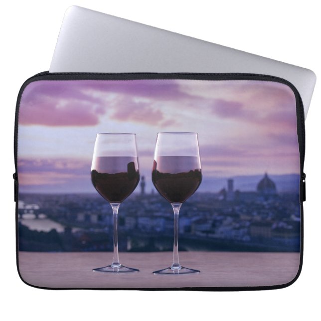 Två glas rött vin på Florence Skyline Laptop Fodral (Framsidan)