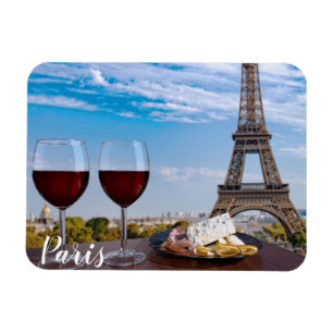 Två glas vin i cafe i Paris Magnet