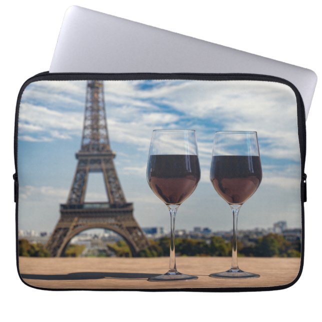 Två glas vin med Eiffel torn Laptop Fodral (Framsidan)