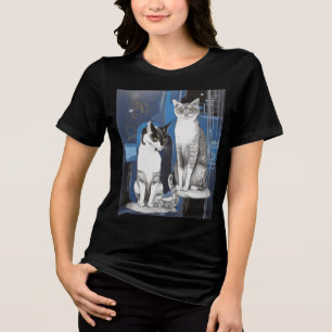 Två Grått Cats på Abstraktens bakgrund T Shirt