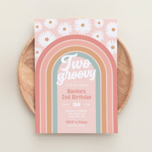 Två Groovy Boho Retro Daisy 2:a födelsedagen Party Inbjudningar