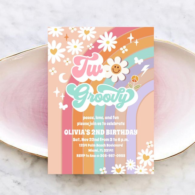 Två Groovy Daisy 2-års födelsedagsinbjudan Inbjudningar (Skapare uppladdad)