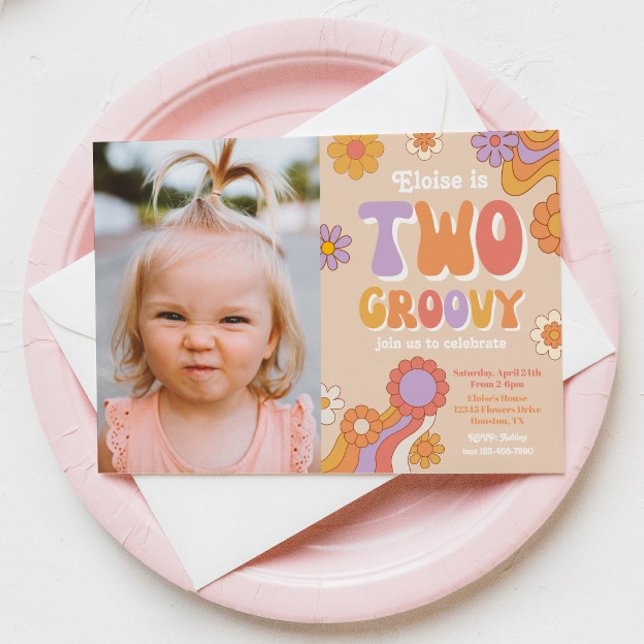 Två Groovy-fotoinbjudan | Groovy Birthday Inbjudningar (Skapare uppladdad)