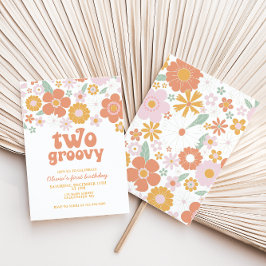 Två Groovy Retro-Blommigtens första födelsedagsinb Inbjudningar