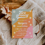 Två Groovy Retro Daisy 2:a födelsedagsinbjudan Inbjudningar<br><div class="desc">Det här är ett "två-groovy"-kort för andra födelsedag med en ren färg-palett. Välj "Anpassa den här mallen" om du vill redigera de flesta formuleringar. Om du behöver göra fler ändringar,  t.ex. bakgrunden färg,  färger och mer,  välj "anpassa ytterligare" i verktygsfältet :)</div>
