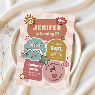 Två Groovy Retro Daisy Girl 2:a födelsedagen Inbjudningar