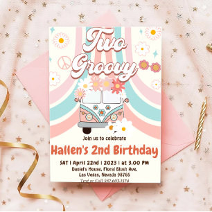 Två Groovy Retro Daisy Regnbåge 2:a födelsedag Inbjudningar