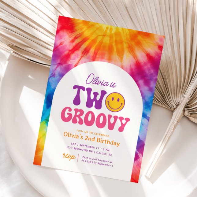 Två Groovy Retro Tie Dye 2:a födelsedagen Inbjudningar (Skapare uppladdad)