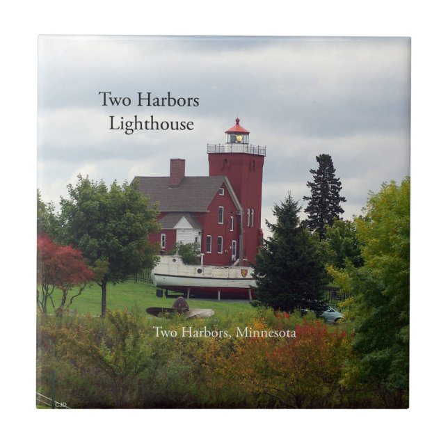 Två Harbors fyr och båtpanel Kakelplatta (Framsidan)