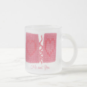 TVÅ HJÄRTAN STICKADE Frostad Glas Mugg + Text