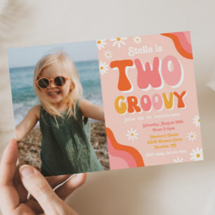 Två inbjudningar till Groovy Birthday   Groovy-inb
