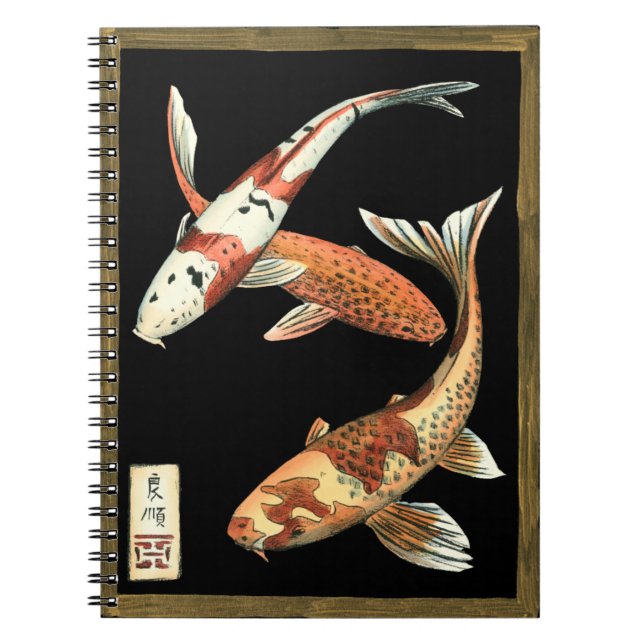 Två japanska koi Goldfish på svart bakgrund Anteckningsbok Med Spiral (Framsidan)